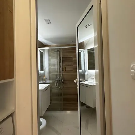 Cozy 'nest' Apartment Nis