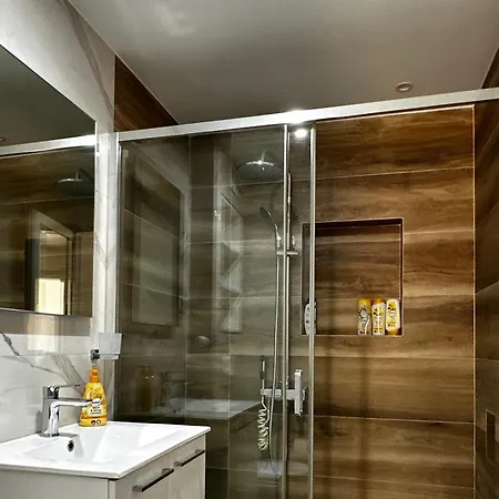 Cozy 'nest' Lägenhet